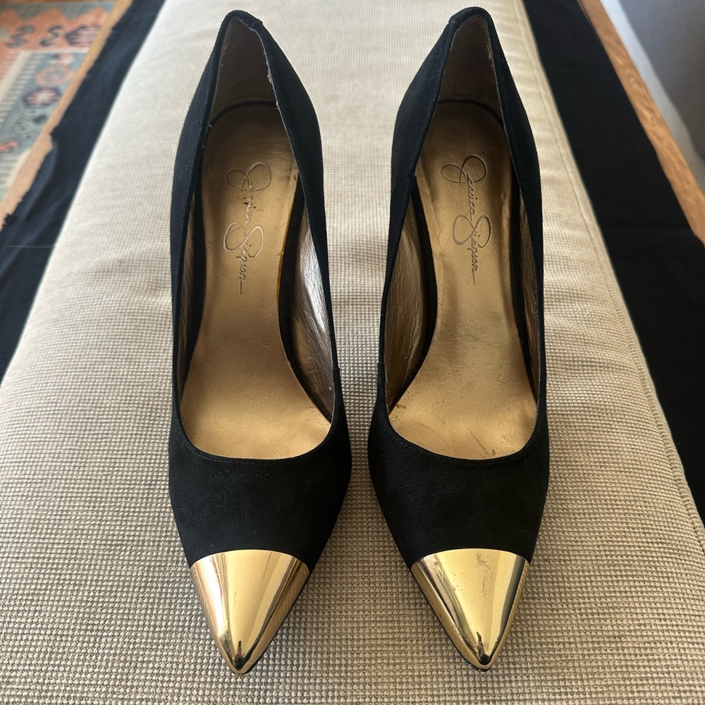Jessica Simpson black heels with gold toe - women’s size 9.5
